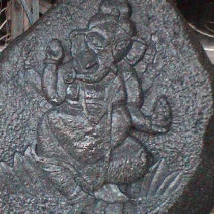 Ganesh, lave de La Réunion, huilé, 2006.
