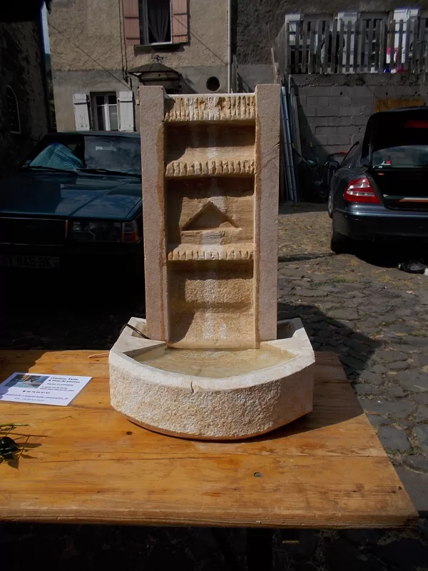 Fontaine Cascade, Calcaire dur, 2019.
