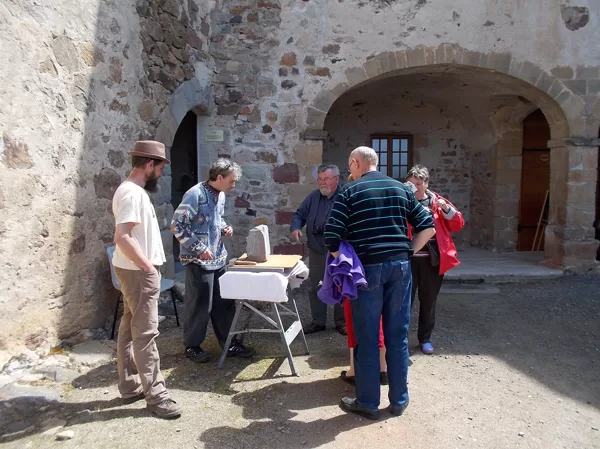 Balad'Arts 2016, Démonstration Taille de Pierre, Château de Saint-Gervazy.
