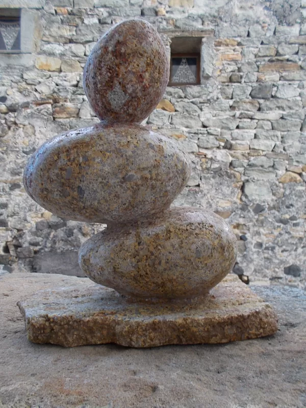 Déséquilibre, Arkose, 24 x10x31cm