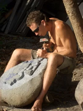 Ganesh, lave de La Réunion, en action sous le soleil, 2006.